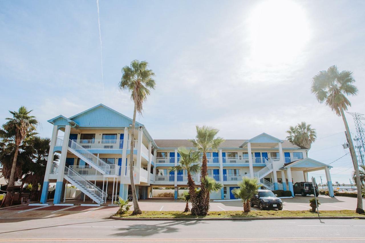 Scottish Inn&Suites - Kemah Boardwalk Bagian luar foto