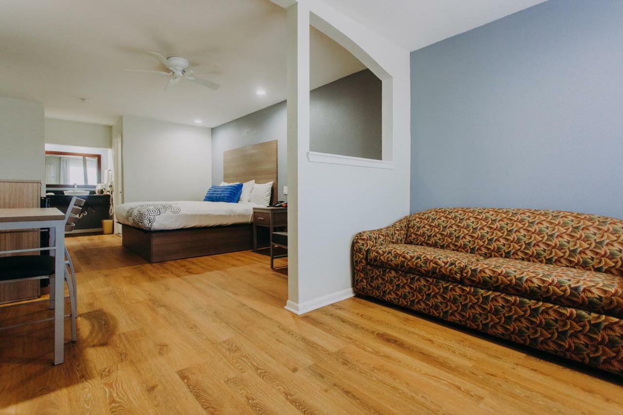 Scottish Inn&Suites - Kemah Boardwalk Bagian luar foto